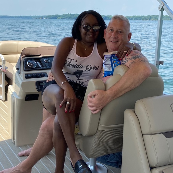 Meet your Posher, Anita - Picture 9 of 12